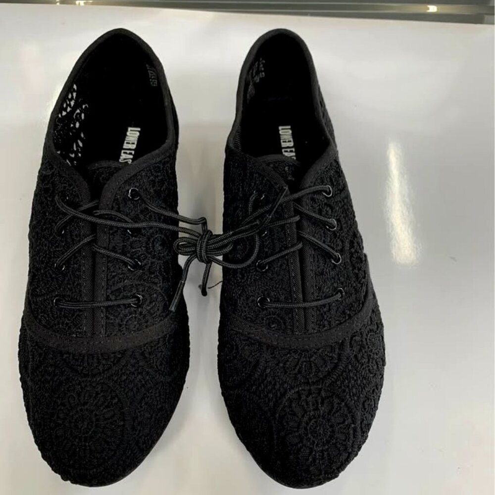 Lower East side Black Lace Ballerina Shoes - NWOT Sz 8 1/2